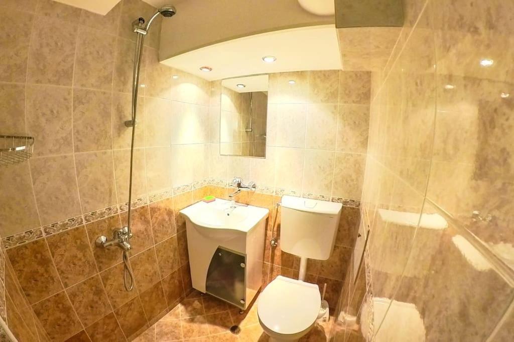 Studio With Courtyard Just Steps Away Vitosha Str Sofia Ngoại thất bức ảnh