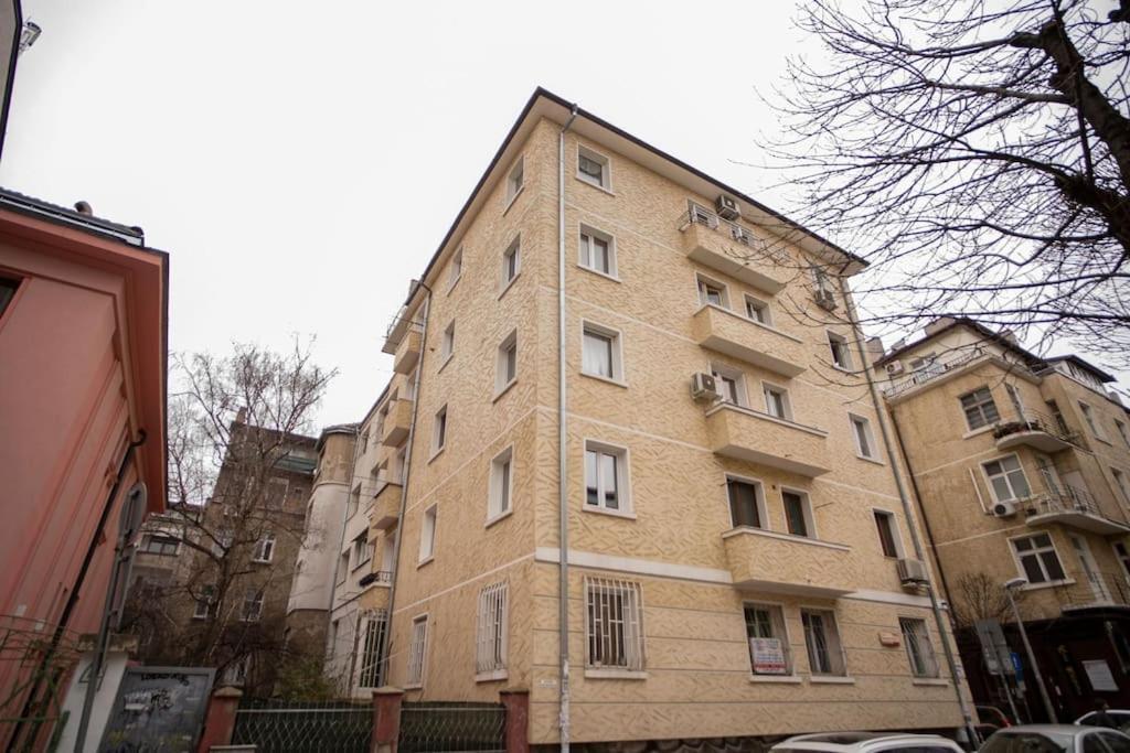 Studio With Courtyard Just Steps Away Vitosha Str Sofia Ngoại thất bức ảnh